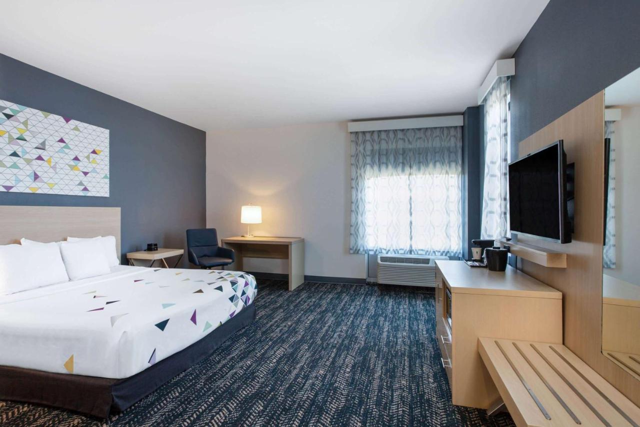 La Quinta Inn & Suites By Wyndham Manassas, Va- Dulles Airport Εξωτερικό φωτογραφία