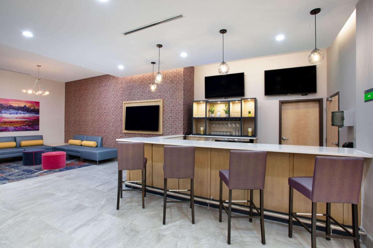 La Quinta Inn & Suites By Wyndham Manassas, Va- Dulles Airport Εξωτερικό φωτογραφία